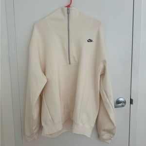Men’s Nike Circa Half-Zip Sweatshirt in Coconut Milk. Size L, BNWT